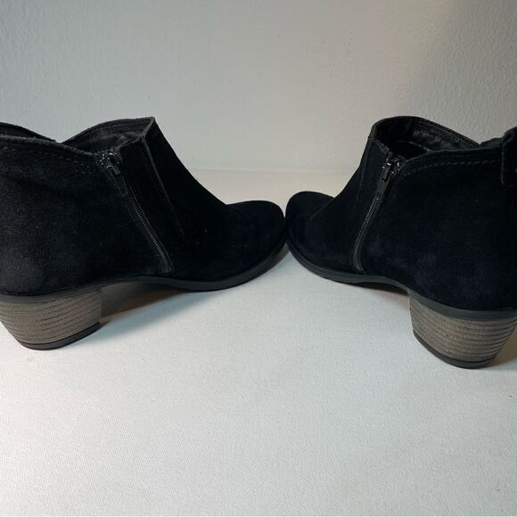 Eric Michael black suede ankle booties size 40 9.5 - Picture 8 of 12